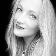 Jenna Cooke's Instagram, Twitter & Facebook