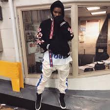 Teyana reveals both of her daughters were delivered at home in her private bathroom. Daniel Patrick Teyana Taylor Parachute Track Pant Ivory