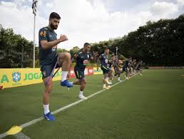 Algunos jugadores de la selección utilizaron sus redes sociales para los integrantes de 'eeg' lamentaron el arbitraje de julio bascuñán frente al partido perú vs brasil por las eliminatorias qatar 2020. Preview Peru Vs Brasil Sikat Samba Fajar