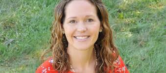 Stacy Dennis's Instagram, Twitter & Facebook