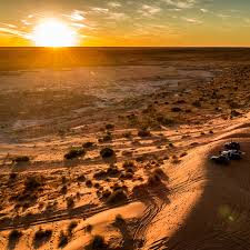 4:48 pm arrive in birdsville. Birdsville Races Outback Adventure Travelrite International