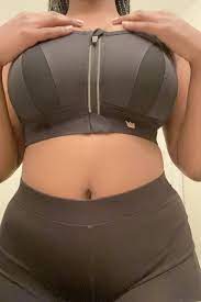 Thankful for the front zipper on sports bra for this magnificent reveal! ( gif) · Pandesia World