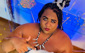 Rainha dos memes digital influencer parcerias via direct se inscrevam no meu canal 🙏❤ 👇 youtube.com/channel/ucifufznndmrwpsxbahdznug. K9v T66q Tmbjm