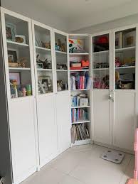 This bookcase has a height extension unit, allowing you to make the most of the wall area. Ikea Billy Corner Unit Dimensions