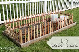 How to garden fence installation. Diy Garden Fencing