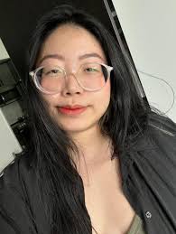 Nail Narratives: Bella Li's Artistic Journey