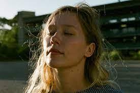 Bridie Laing's Instagram, Twitter & Facebook