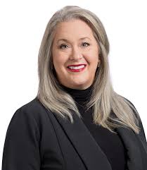 Laura Merritt's Instagram, Twitter & Facebook