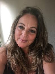 Hello everyone! DJ and I had a lovely evening last night at a function of  Aardklop. Here, we, together with the organizers, discussed the different  shows that are going to take place