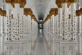 Semua orang pasti kenal dengan kaligrafi, terlebih lagi di negara kita adalah mayoritas muslim terbesar di dunia. Hukum Membuat Ornamen Kaligrafi Allah Bimbinganislam Com
