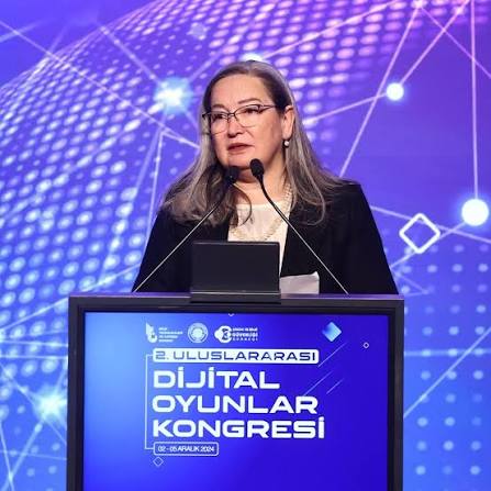 Güvenli - Ankara Üniversitesi Tıp Fakültesi Çocuk Sağlığı ve Hastalıkları  Ana Bilim Dalı Öğretim Üyesi Prof. Dr. Betül Ulukol: “Dijital oyunlar  sayesinde, oyun çocuğun işi olmaktan çıktı. Her yaş grubuna hitap eden