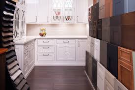 Another great cabinet set just came into bud's! Home Clearance Center