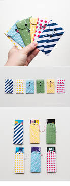 Fold the left and right flaps in to meet in the centre. Diy Gift Card Envelopes Tutorial