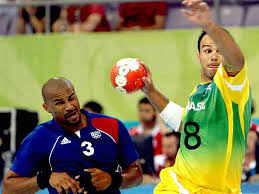 Goleiro, armador central, meias, pontas e o pivô. Posicoes Do Handebol E As Funcoes Dos Jogadores Em Quadra