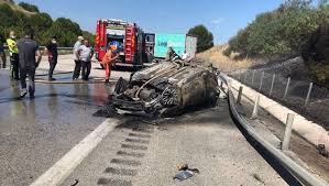 Kamyon 11 aracı biçti, kaza anı kameraya yansıdı. Son Dakika Dehset Izmir De Alev Alan Otomobilde 2 Kisi Oldu Haberler Son Dakika Haberleri