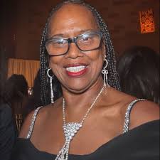 Lynette Oneal's Instagram, Twitter & Facebook