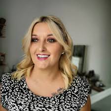 There She Glows Beauty Studio