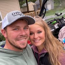 Ice conditions and landing recommendations for cabin access