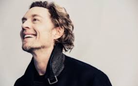 Darren Hayes Latest News, Bio, Profile, Album, Movie and Photo.