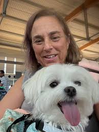 Happy Flying Dog Outfitters customer Teddy with his new flyball collar.