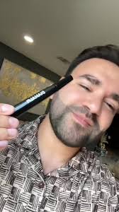 Replying to @user3239287605147 🚨20% DE DESCUENTO!🚨 El mejor lapiz en el  mercado para tu barba, no te aarepentiras! 🔥💯 Yo estoy usnado el color:  Gray #diamalfi #diamalfipencil #diamalfipencilfiller ...