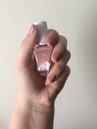 $5.76 (you save $2.19 ) (no reviews yet) write a review sku: Pick N Save Essie Gel Couture Model Clicks Nail Polish 1 Ct