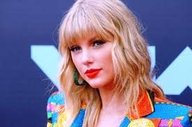 This singer who throbbed the hearts of millions with her sensational music has been creating waves ever since. Taylor Swift Age Height Boyfriend Family Biography More Starsunfolded