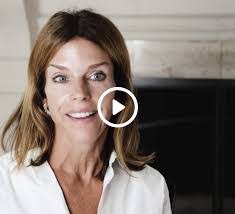 Valerie Lapham's Instagram, Twitter & Facebook