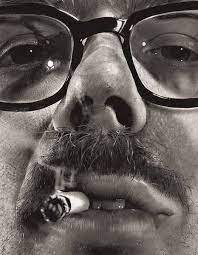 Self portrait with cigarette, chuck close, oil 1968. Paintings By Chuck Close
