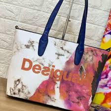 موديل ماركه Desigual شنطه هاند وكروس خامات مستورده تقفيل مصري عالي الجوده المقاس 45 28 Code Sk08 السعر 280 جنيه للطلب ابعتي Tote Bag Tote Reusable Tote Bags