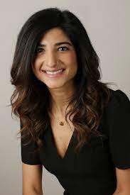 Jeanette Lopatka's Instagram, Twitter & Facebook