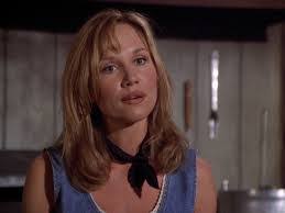 Kari Whitman's Instagram, Twitter & Facebook