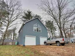 11 Phyllis Avenue, Raymond, NH 03077