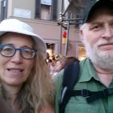 Dolly Howard (@higuysitsdolly)