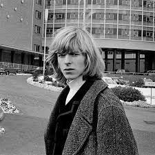 David Bowie Pre Ziggy Stardust With Long Hair 1965 David Bowie Outside David Bowie Bowie