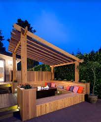 This Sloping Roof Is Idea To Ensure Privacy Backyard Pergola Outdoor Pergola Modern Pergola
