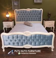 Tak lupa tempat tidur modern satu ini dilapisi dengan jok dari busa lj & kain fabric. Harga Tempat Tidur Minimalis Modern Putu Suto Furniture Jepara Jual Furniture Jepara