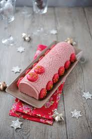 Buche Framboise Citron Et Pistache Amuses Bouche Buche De Noel Buche Framboise Dessert Noel