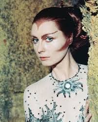 HOT OR NOT: On a scale of 10 to 1, with 10 being HOT and 1 being NOT, how  HOT was Maya in Space:1999? (Played by Catherine Schell)