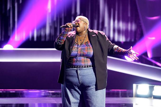 Chari Performs "Get Here" by Oleta Adams on The Voice