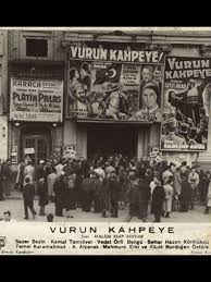 Ergun Eski Adli Kullanicinin Eski Hersey Sehir Film Sokak Oto Manzara Mahalle Bina Yol Ev Eski Guzel Hersey Hersey Hersey Panosundaki Pin Istanbul Sinema Resimler