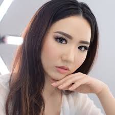 Stephanie Jonas Makeup Artist (@jonasmakeupp) • Instagram photos and videos