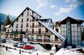 2022, hotel in poiana brasov, hoteluri poiana brasov, rezervare poiana brasov, statiunea poiana brasov, poiana brasov turism, oferte revelion 2022 poiana brasov, oferte timpurii revelion 2022 poiana brasov, first minute revelion 2022 poiana brasov oferte poiana brasov mai, oferte. Cazare Hotel Escalade 4 Poiana Brasov Cazare Hotel Escalade 4 Poiana Brasov Oferte Cazare Hotel Escalade 4 Poiana Brasov Revelion Poiana Brasov Hoteluri Si Pensiuni Poiana Brasov