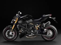 1099 cc / 67.1 cu in bore x stroke: 2011 Ducati Streetfighter S