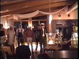 Eine hochzeit ohne eine anschließende feier ist für die meisten brautpaare undenkbar und die wenigsten gäste würden sich nicht wundern, sollte nach der trauung der tag bereits sein ende finden. Sketch Hochzeit Youtube
