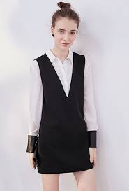 15 Outfits That Prove You Re Never Too Old For Jumper Dresses Jumper Dress Outfit Casual Dress Outfits Black Jumper Dress