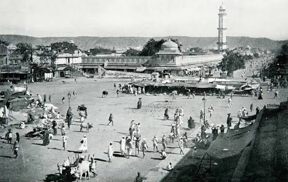 Main street of Jaipur— 1906.