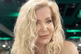 I'm a hot gran with a six pack