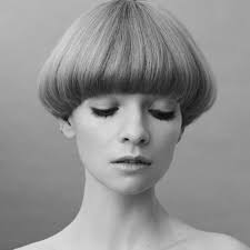 Its blunt lines and short length suited the androgynous look that was in vogue at the time, and were a welcome. In With The New Retro With These 50 Pageboy Haircuts Hair Motive Hair Motive