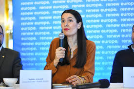 Clotilde armand, primarul sectorului 1, a acuzat partidul social democrat de fapul că vrea să o. Eurodeputatul Clotilde Armand OrganizeazÄƒ Dezbaterea Bugetul European Pentru Perioada 2021 2027 È™i Strategia Romaniei In Procesul De Negociere Live 24 Februarie Ora 10 00 Caleaeuropeana Ro